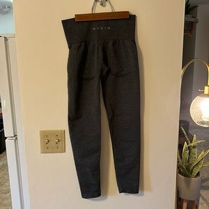 NVGTN grey leggings